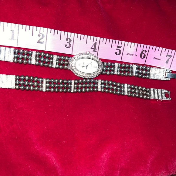 Croton Pearl Watch and Bracelet Set Dark Gray/Blue - Picture 12 of 13